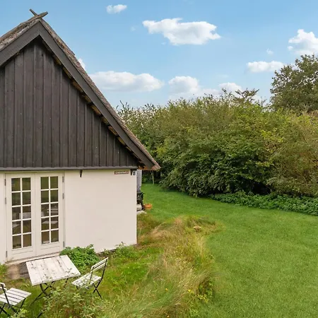 3 Bedroom In Holiday home *